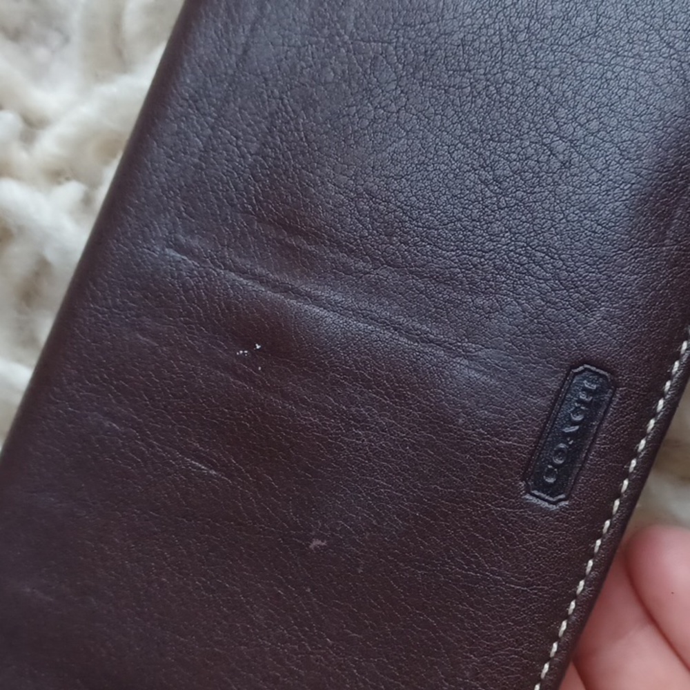 Coach Checkbook  cover - Picture 7 of 11